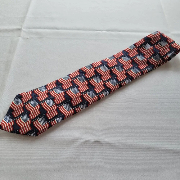 AMERICAN TRADITIONS USA Flag Men’s Silk Tie - Picture 10 of 12